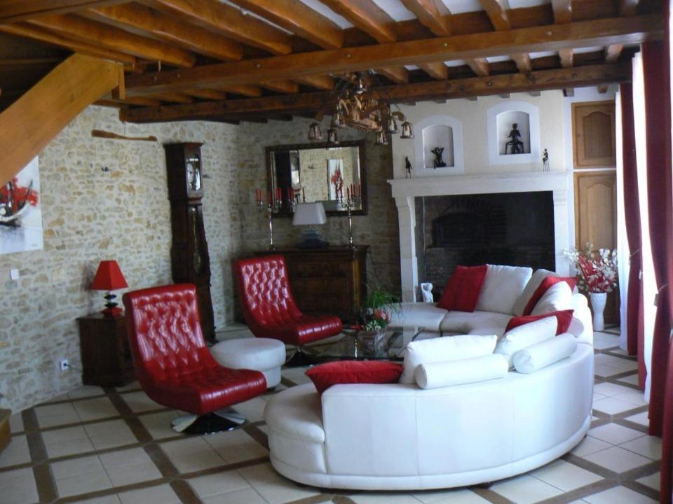 Bed and Breakfast Le Manoir Des Chapelles Venoy Екстер'єр фото